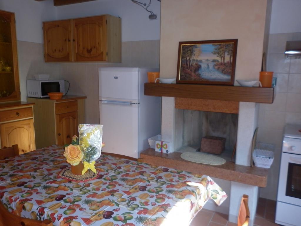 La Piccola Mimosa Apartment SantʼAmbrogio di Valpolicella Екстериор снимка