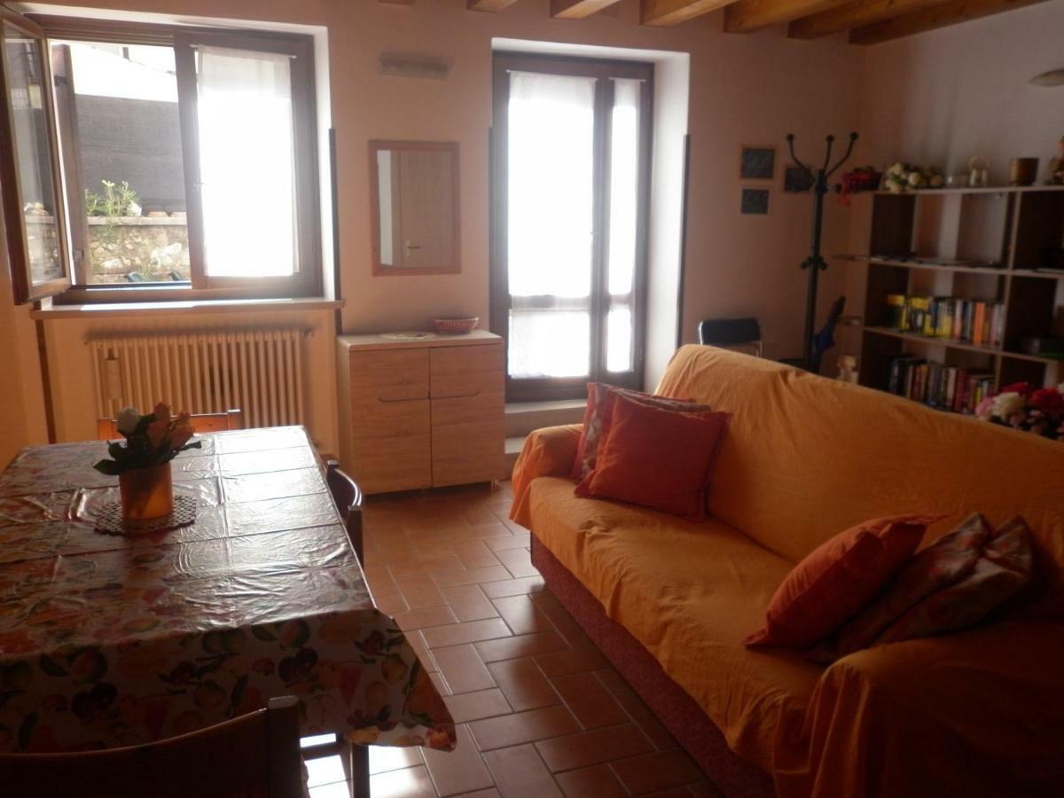 La Piccola Mimosa Apartment SantʼAmbrogio di Valpolicella Екстериор снимка